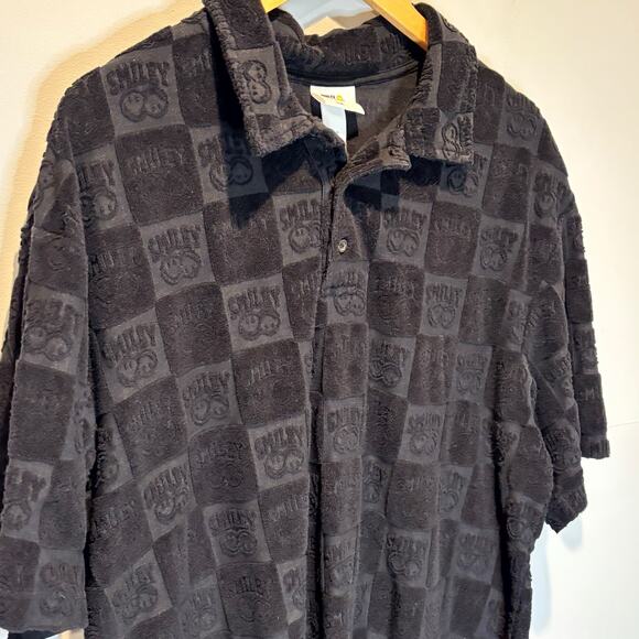 Smiley x H & M Black Terrycloth Short Sleeve Polo Shirt - size XL - Picture 2 of 6